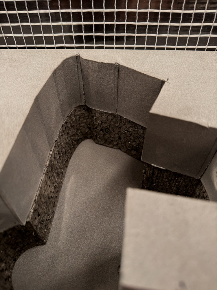 DUNNAGE 2